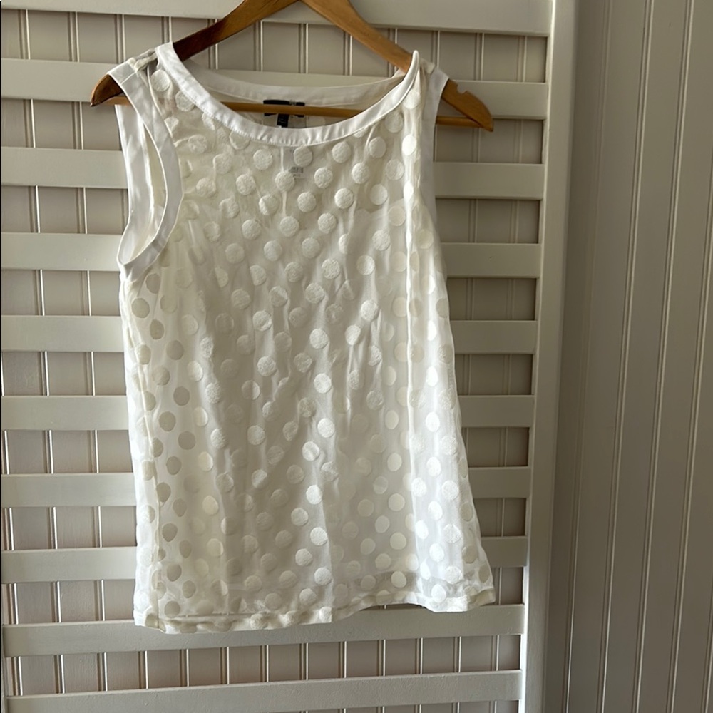 The Limited White Sleeveless Textured Tank Top